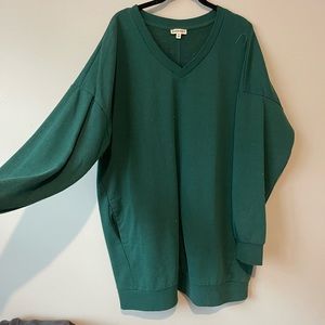 Green oversized sweatshirt